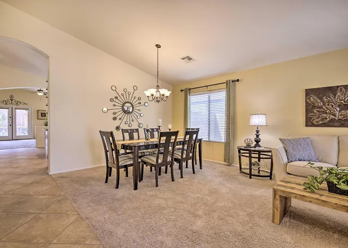 Holiday home Chic Getaway W/ Outdoor Oasis & Pool Maricopa
