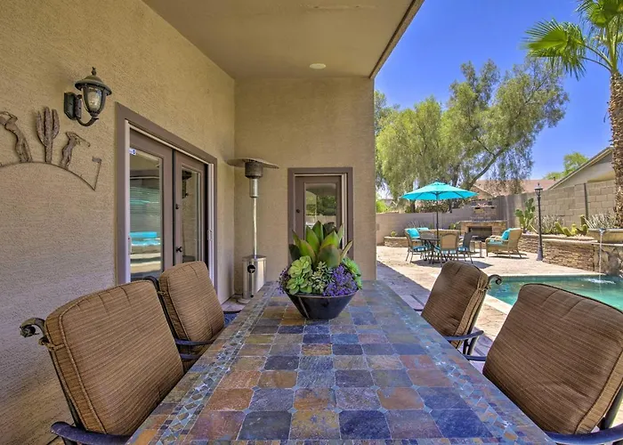 Chic Getaway W/ Outdoor Oasis & Pool Maricopa