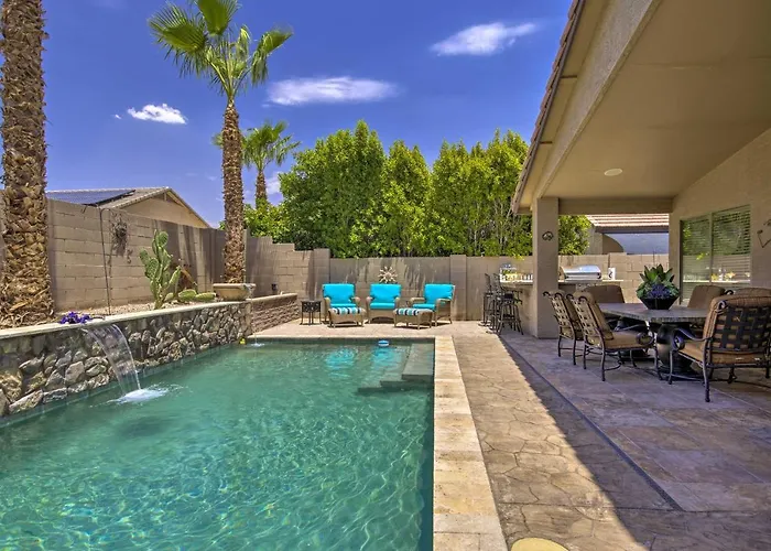Chic Getaway W/ Outdoor Oasis & Pool Maricopa