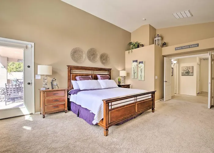 Chic Getaway W/ Outdoor Oasis & Pool * Maricopa